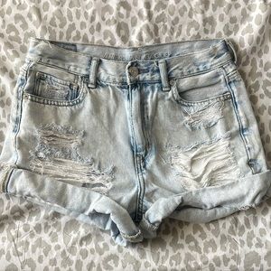 American Eagle mom jean shorts